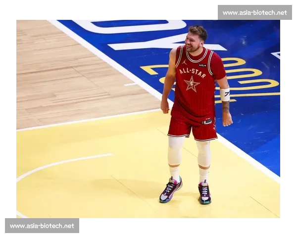 全明星赛点燃赛季激情汇聚顶级球星展现篮球魅力新篇章时代风采